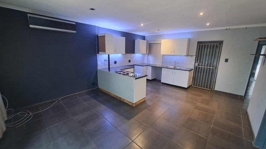 5 Bedroom Property for Sale in Westdene Free State